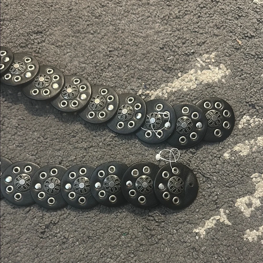 Elegant‎ Black and Silver Women's Necklace